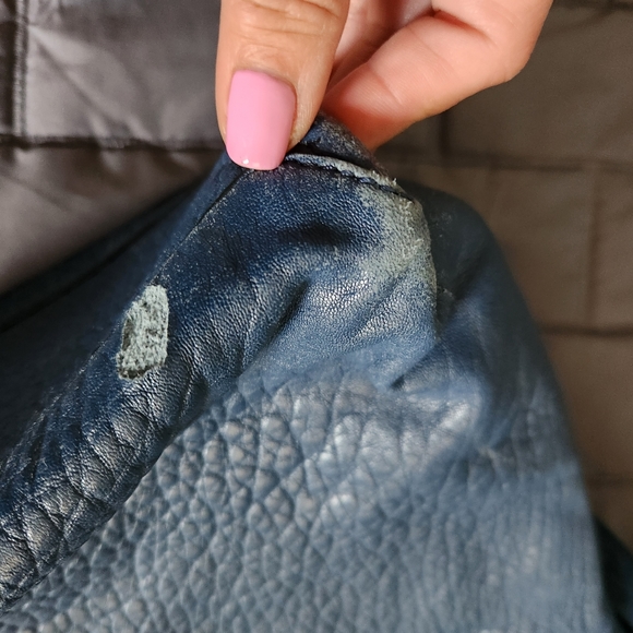 Used Vince Camuto hobo bag - Picture 8 of 9